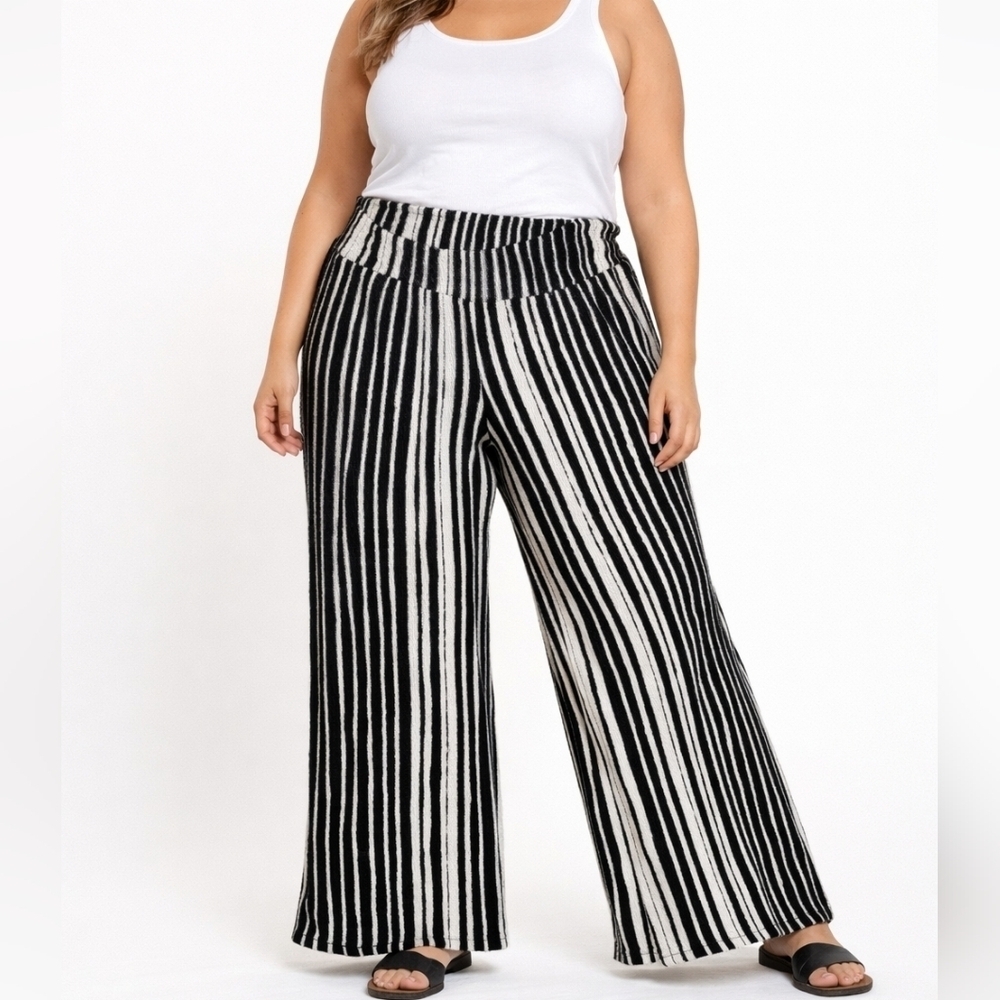 Pretty Young Thing Wide Leg/Lounge Pants Size XL